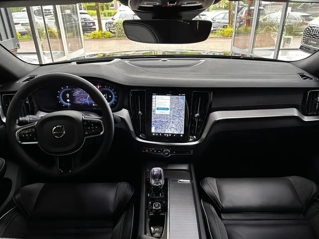 Volvo S60 B5 AWD Ultimate Dark - Thumbnail 15