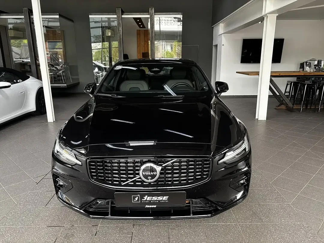 Volvo S60 B5 AWD Ultimate Dark - foto 2