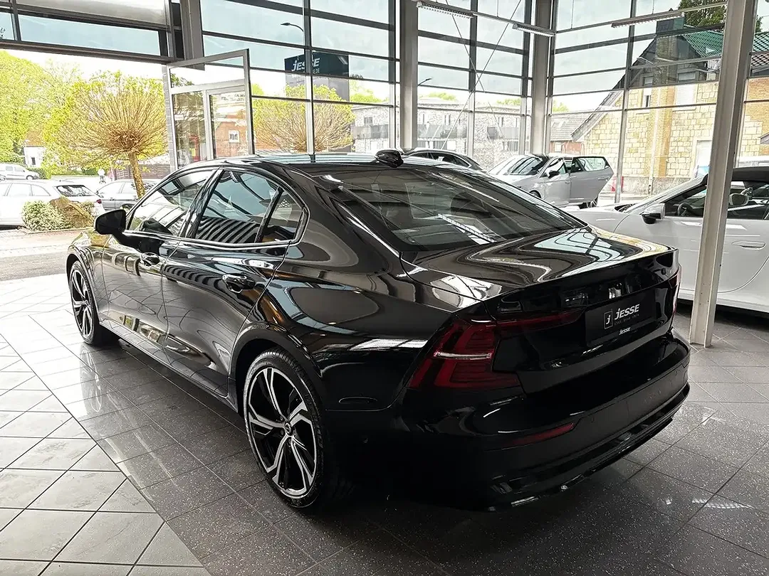 Volvo S60 B5 AWD Ultimate Dark - Thumbnail 7