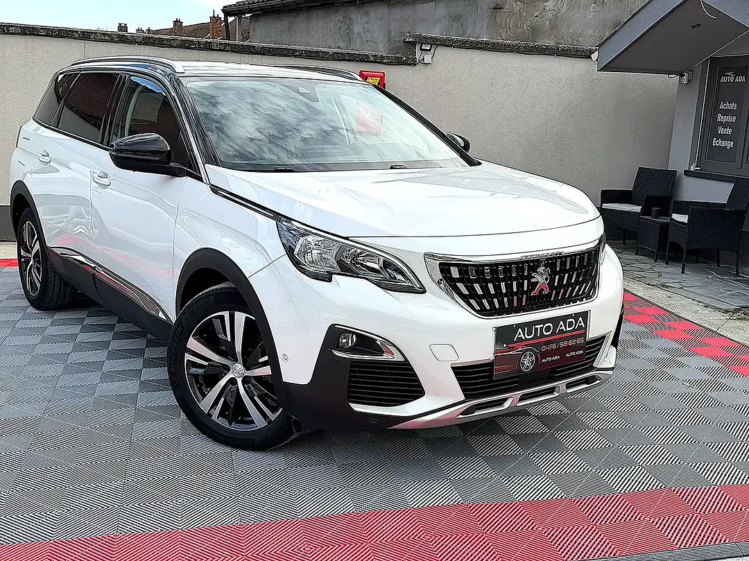 Peugeot 5008 BlueHDi - foto 1
