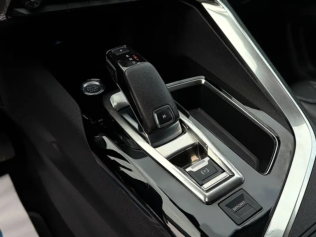 Peugeot 5008 BlueHDi - Thumbnail 18