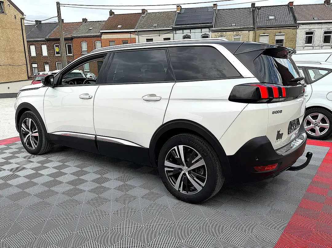 Peugeot 5008 BlueHDi - Thumbnail 4