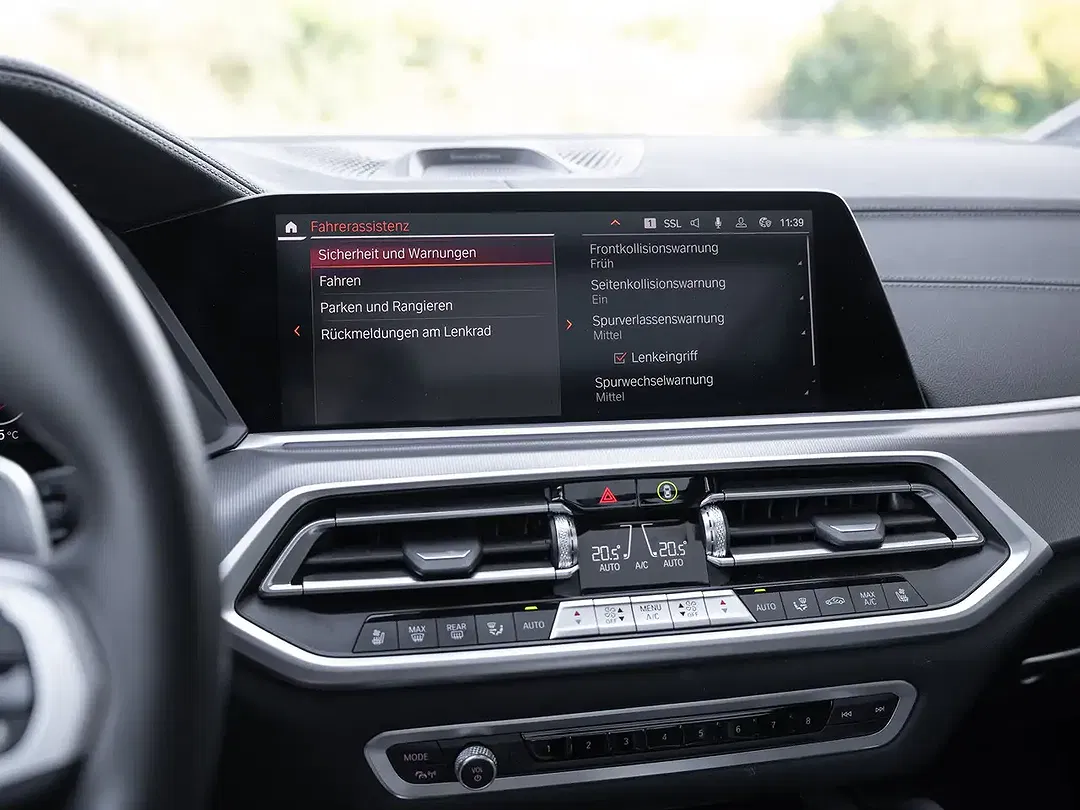BMW X6 xDrive M - Thumbnail 15