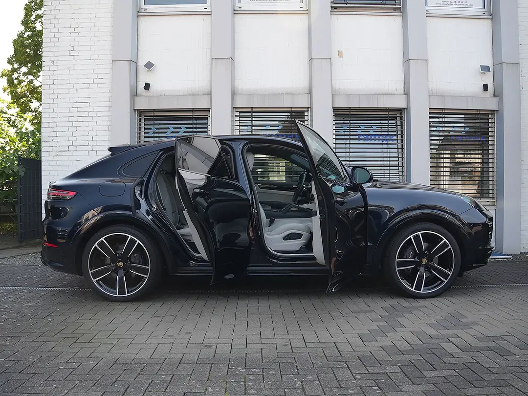 Porsche Cayenne E-Hybrid Coupe - Afbeelding 1