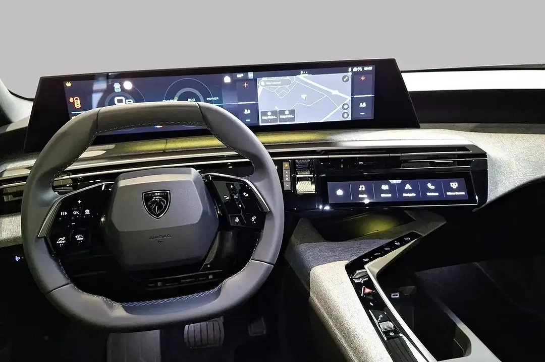 Peugeot 5008 145 Hybrid Allure - Thumbnail 10