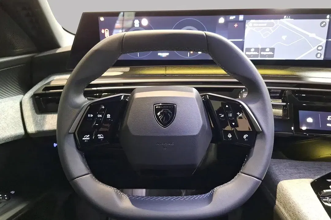 Peugeot 5008 145 Hybrid Allure - Thumbnail 11