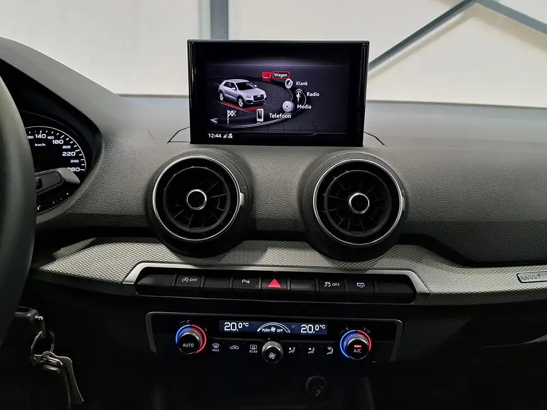 Audi Q2 30 TFSI - Thumbnail 14