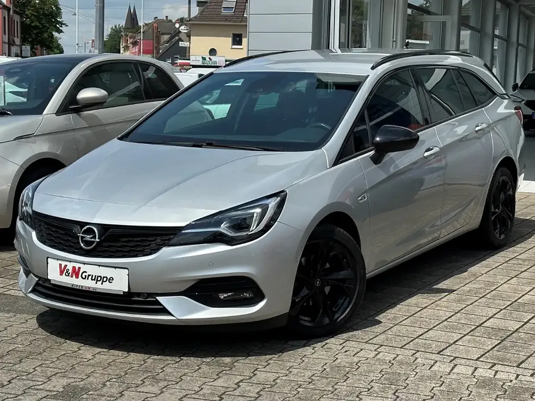 Opel Astra OPC Ultimate - Thumbnail 3