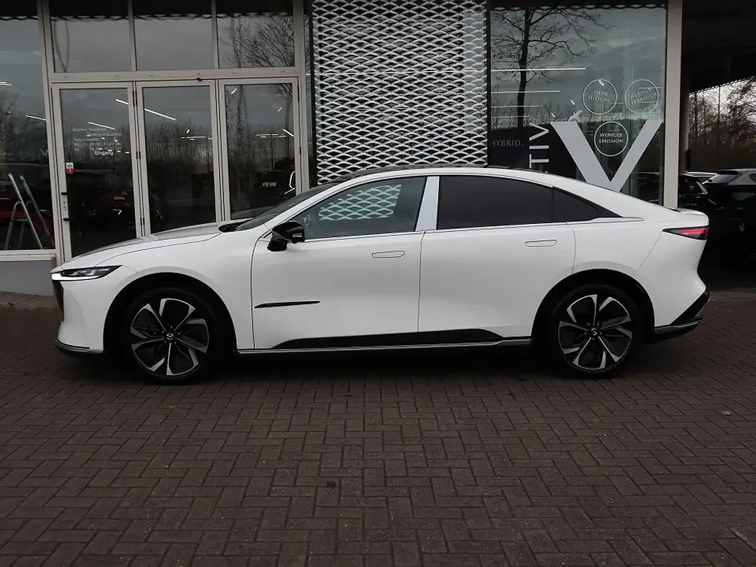Mazda 6e Takumi Plus - foto 2