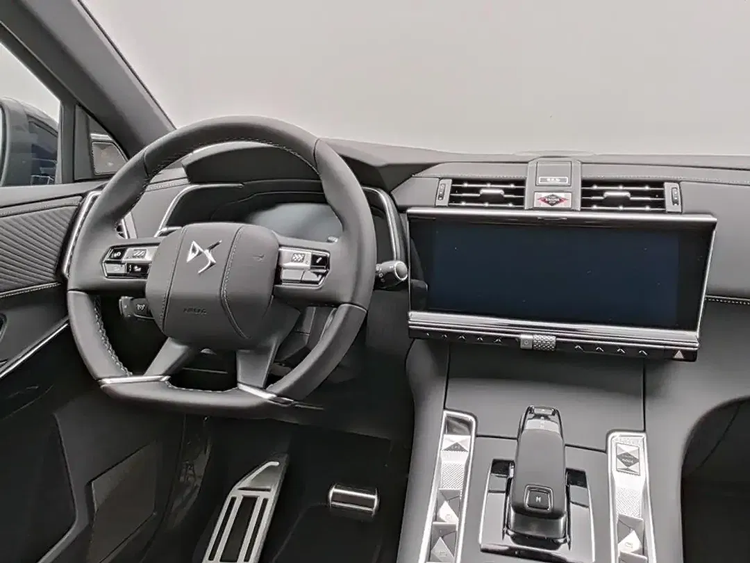 DS Automobiles DS 7 Crossback - Thumbnail 11
