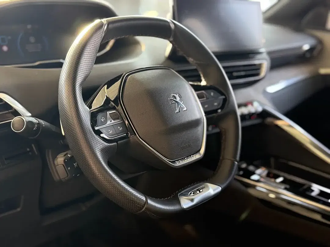 Peugeot 3008 GT - Thumbnail 17