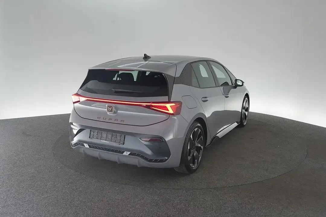 CUPRA Born - foto 2