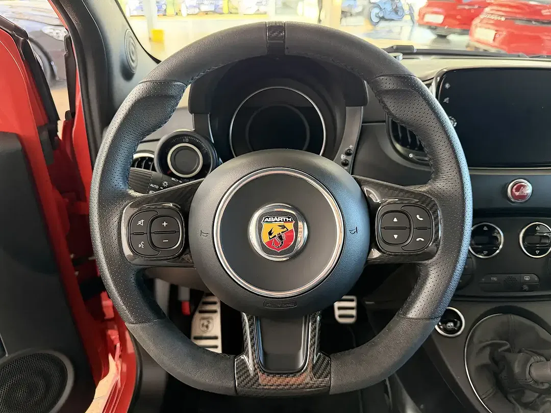 Abarth 695 - Thumbnail 9