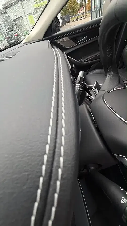 Jaguar XF 4x4 R-Dynamic HSE - Thumbnail 13