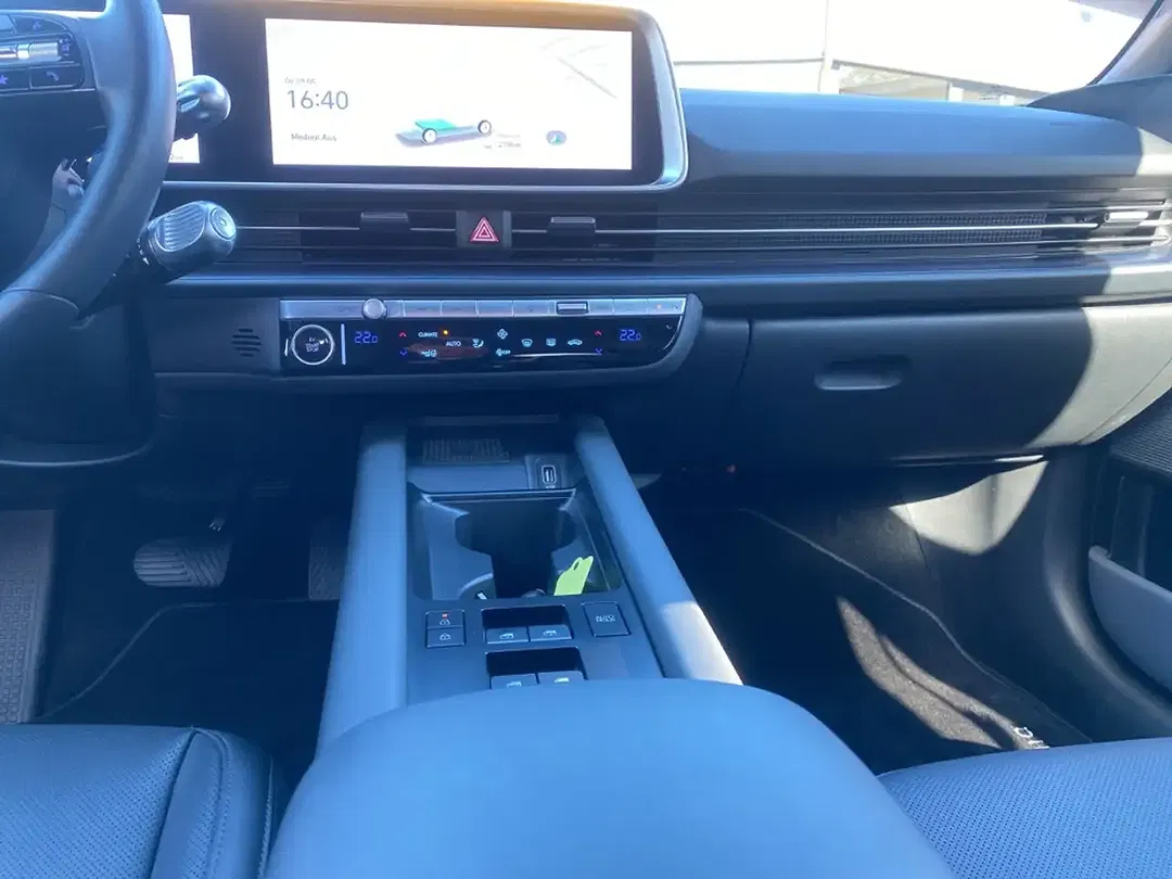 Hyundai IONIQ 6 TECHNIQ - Thumbnail 10