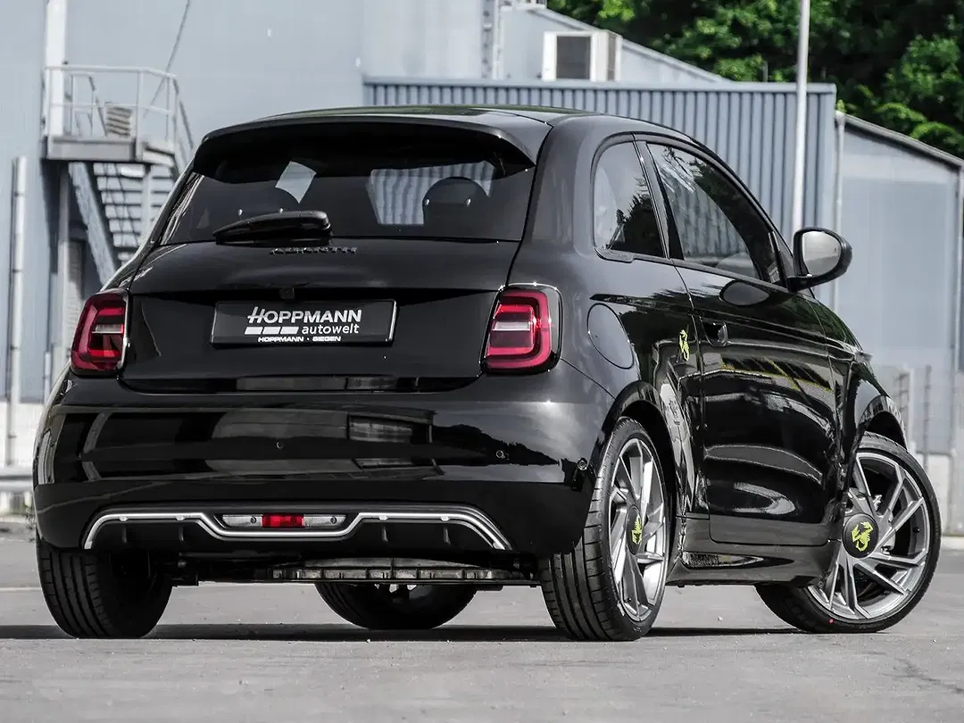 Abarth 500e Turismo - foto 2