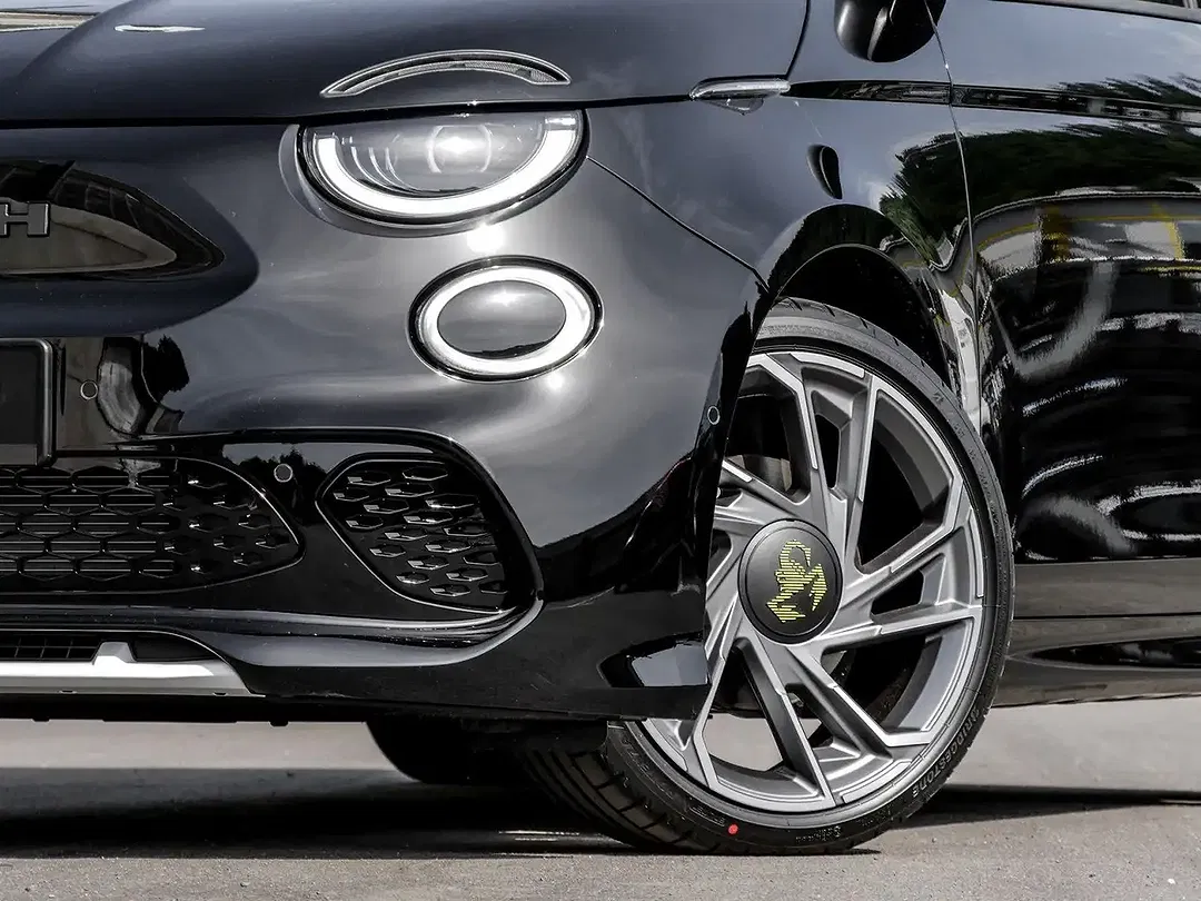 Abarth 500e Turismo - Thumbnail 5