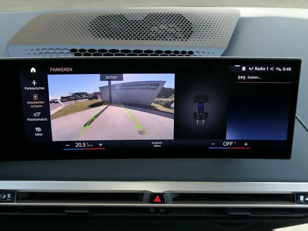 BMW iX xDrive Sport Pro - Thumbnail 7