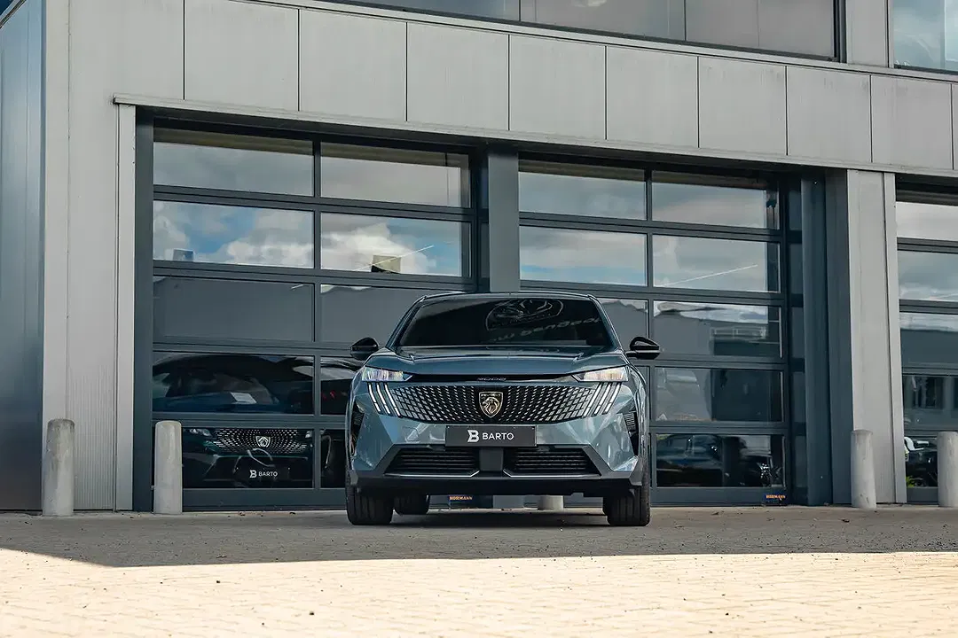 Peugeot 3008 210 Allure - Thumbnail 3