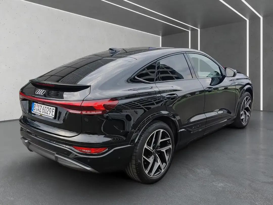 Audi Q6 e-tron Matrix LED S line - foto 2
