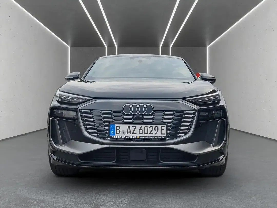 Audi Q6 e-tron Matrix LED S line - Thumbnail 4