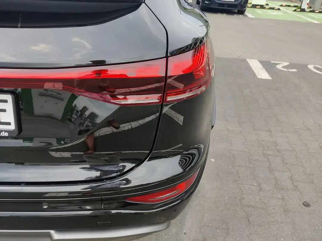 Audi Q6 e-tron Matrix LED S line - Thumbnail 8