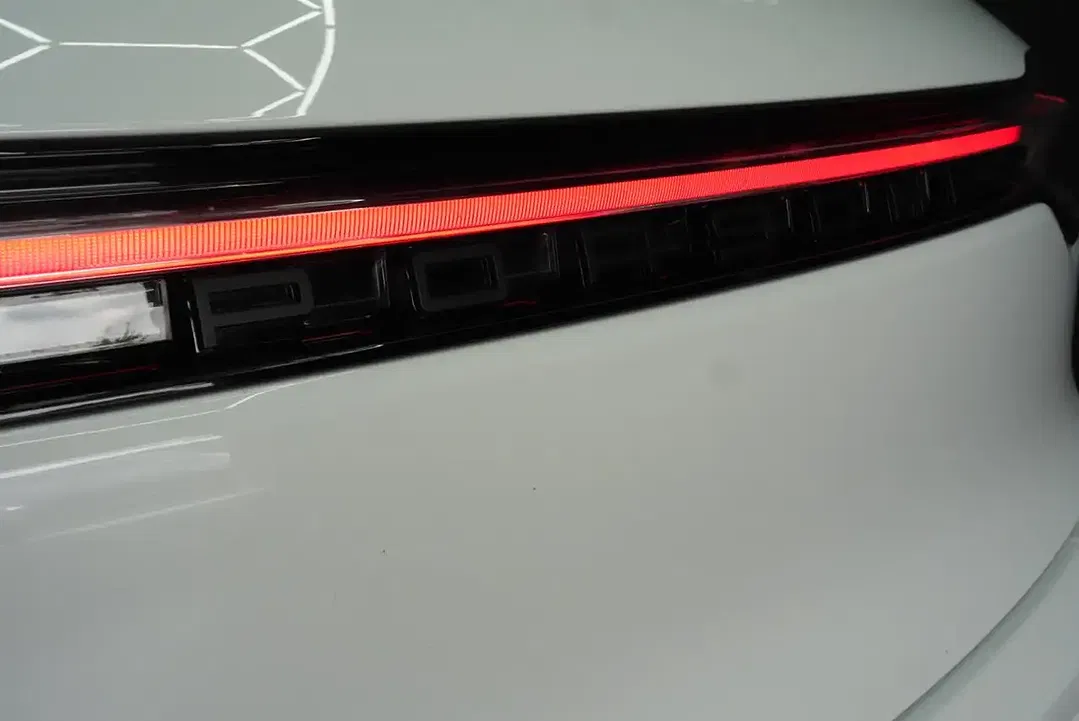 Porsche Macan Sport Chrono S - Thumbnail 8