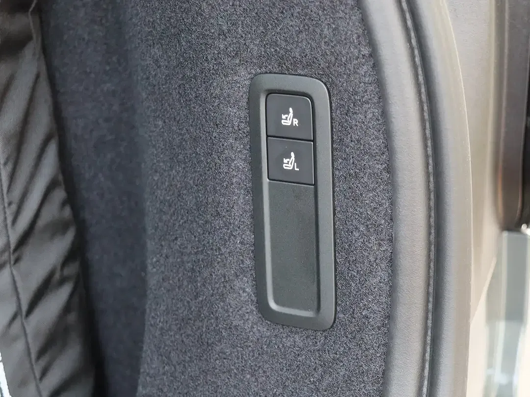 Volvo EX60 eAWD Ultra - Thumbnail 16