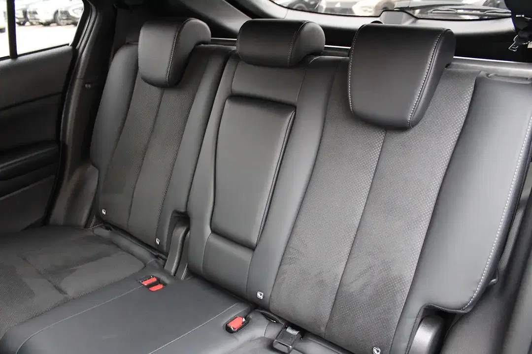 Mitsubishi Eclipse Cross 2.4 4WD Plus Select Black - Thumbnail 10