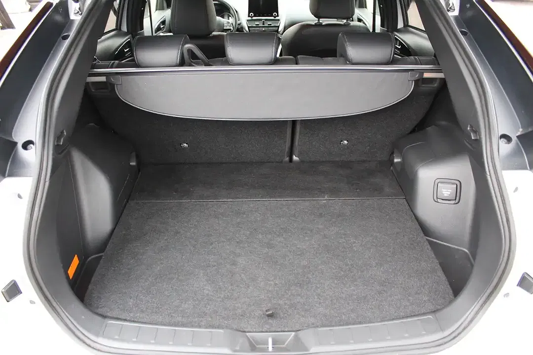 Mitsubishi Eclipse Cross 2.4 4WD Plus Select Black - Thumbnail 9