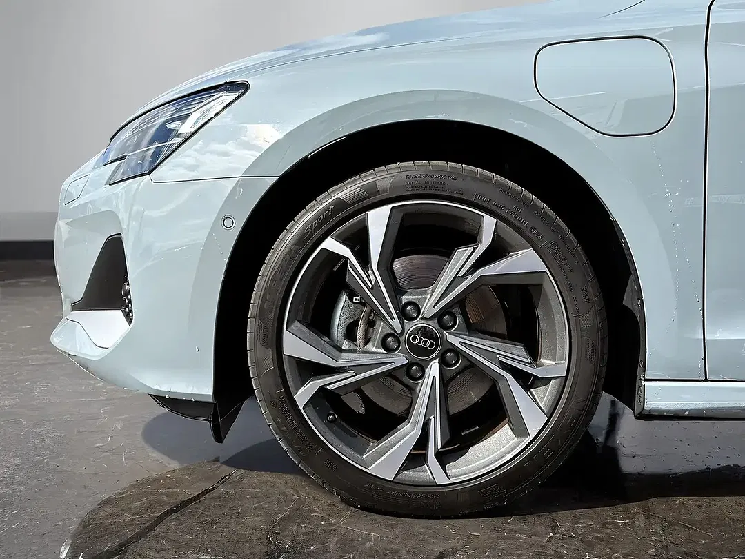 Audi A3 40 TFSI e S tronic advanced - Thumbnail 3
