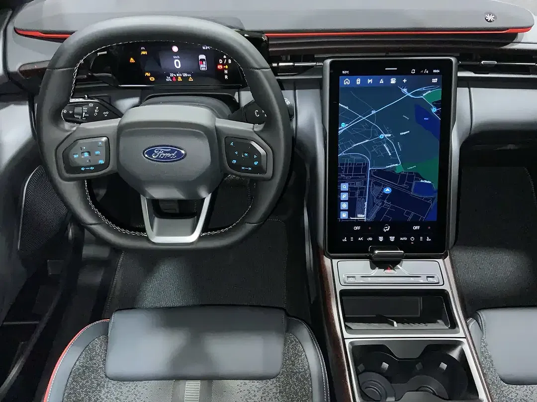 Ford Explorer Extended Range - Thumbnail 12