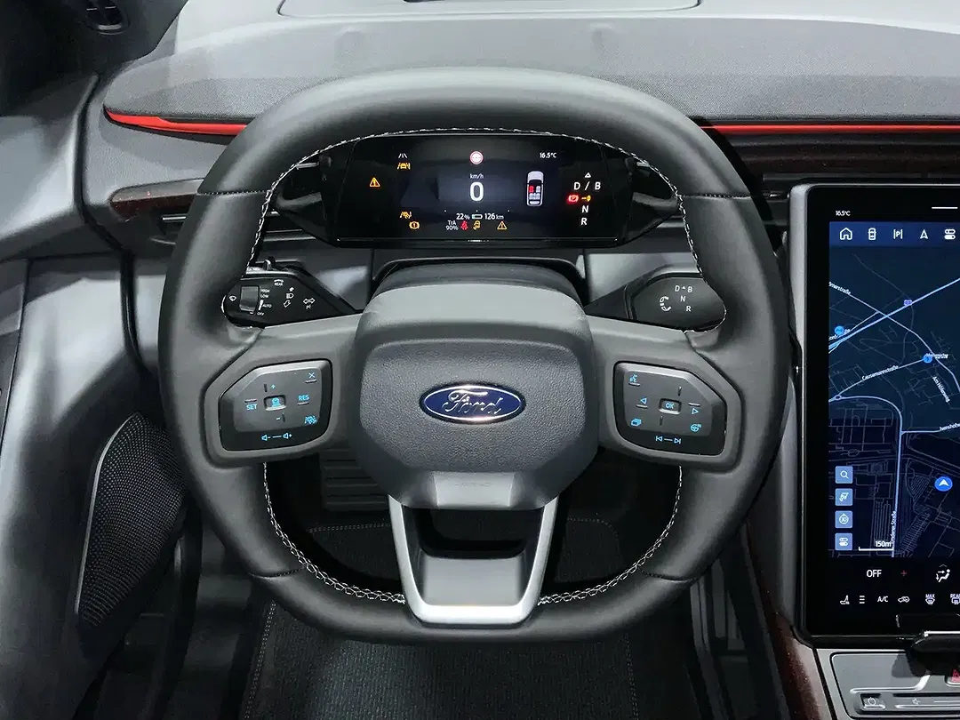 Ford Explorer Extended Range - Thumbnail 13