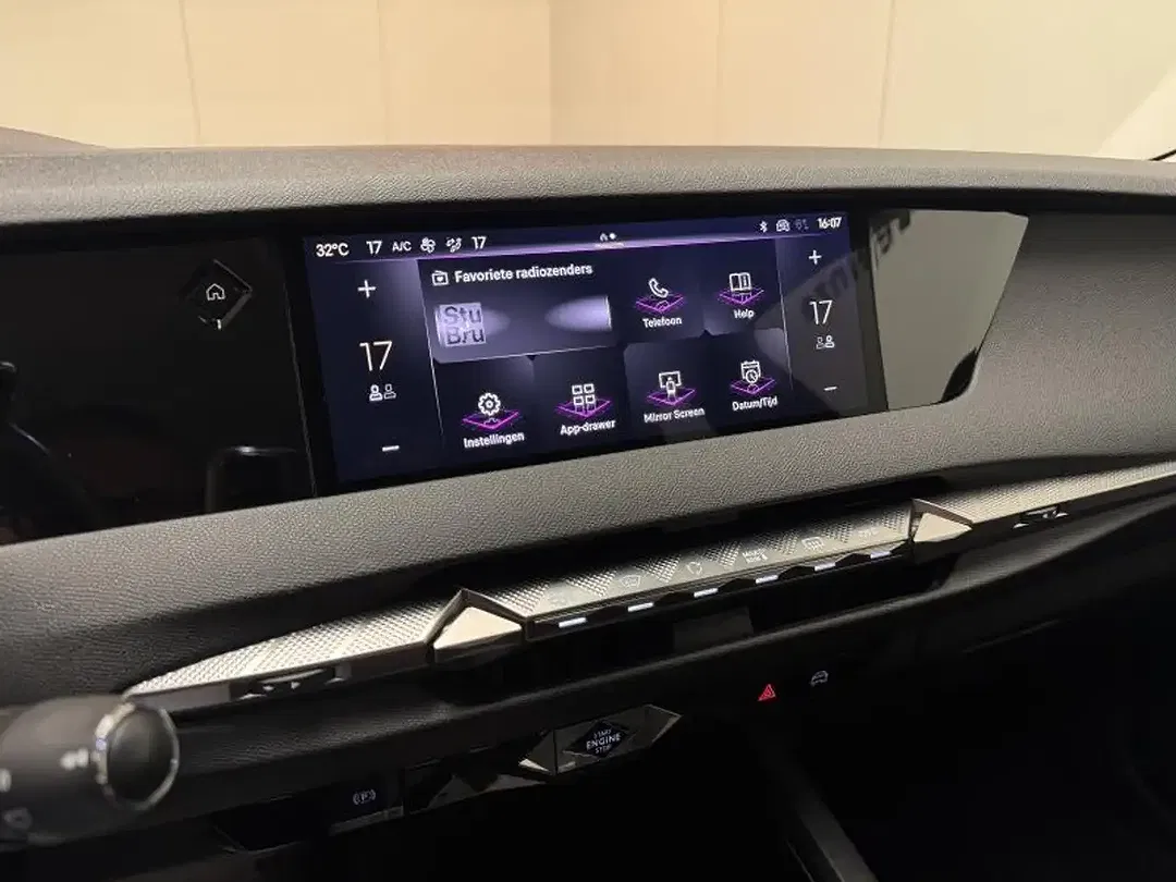 DS Automobiles DS 4 - Thumbnail 15