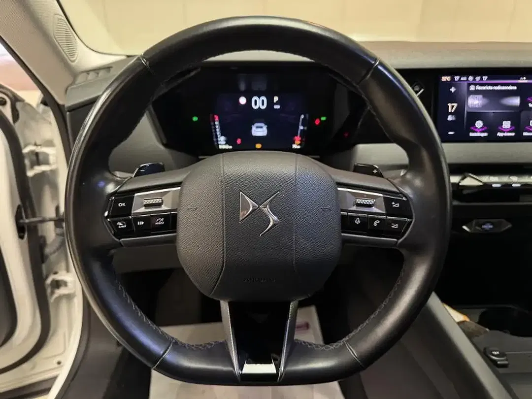 DS Automobiles DS 4 - foto 2
