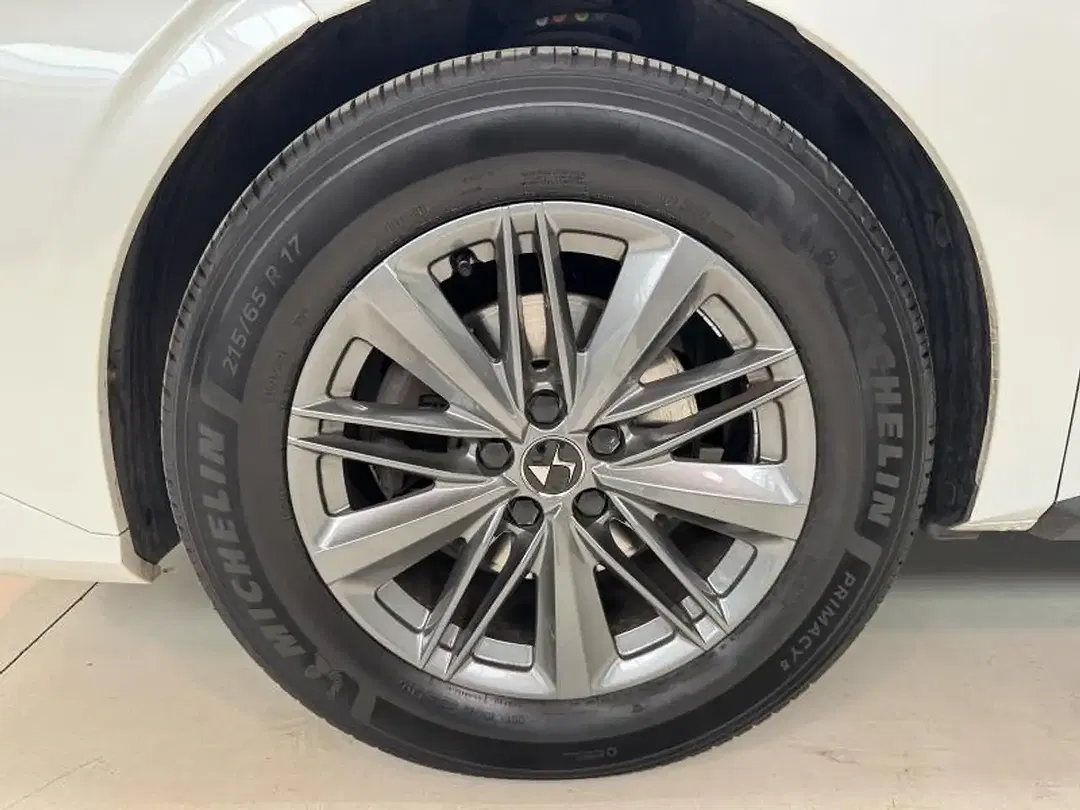 DS Automobiles DS 4 - Thumbnail 8