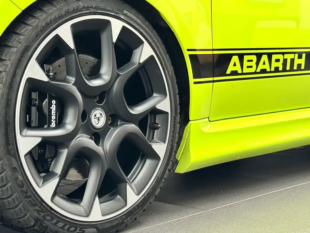 Abarth 500 Competizione - Thumbnail 8