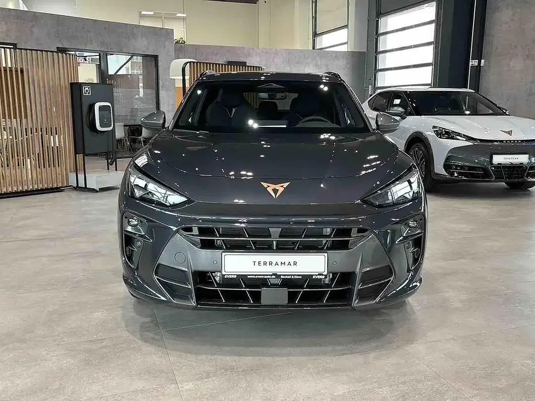 CUPRA Terramar PHEV VZ1 - Thumbnail 2