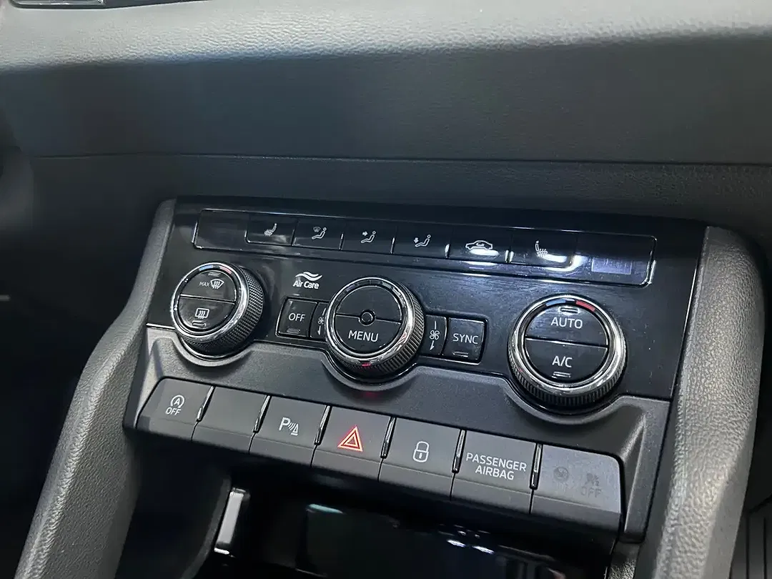 Skoda Karoq Drive - Thumbnail 6