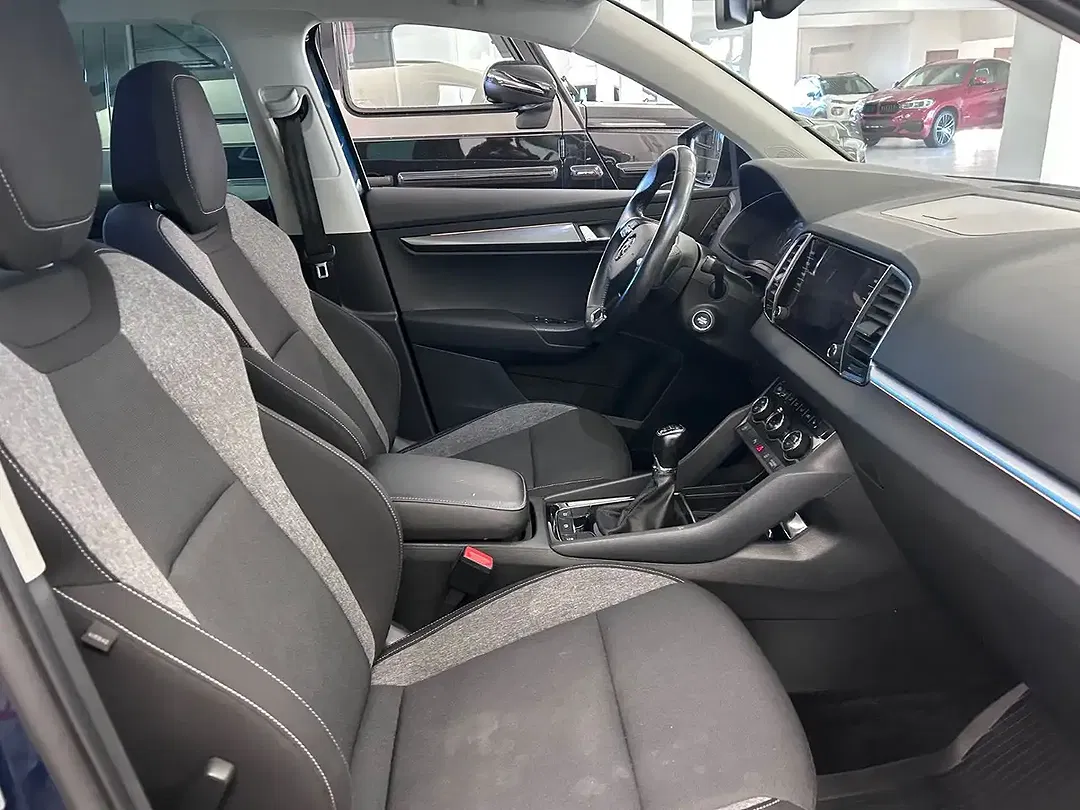 Skoda Karoq Drive - Thumbnail 7
