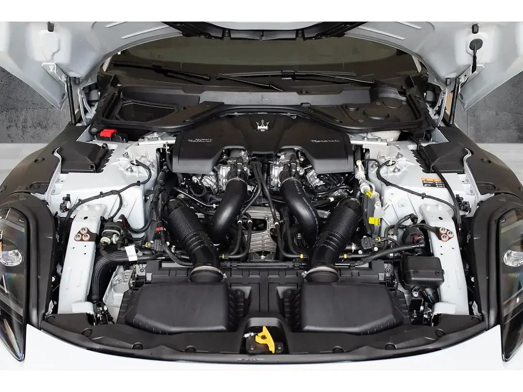 Maserati GranTurismo Modena - foto 15