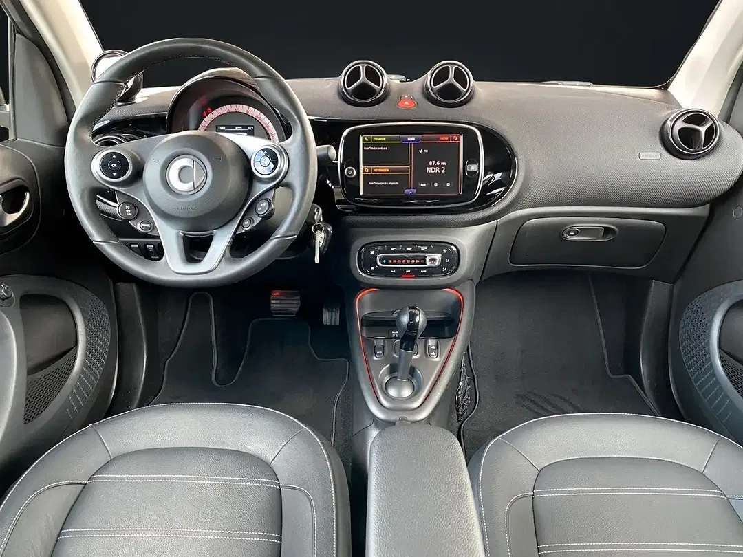 smart forTwo - Thumbnail 9