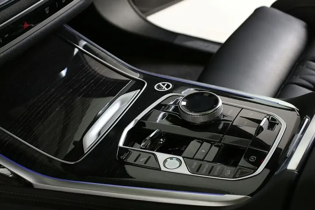 BMW X7 xDrive M Sport - Thumbnail 13