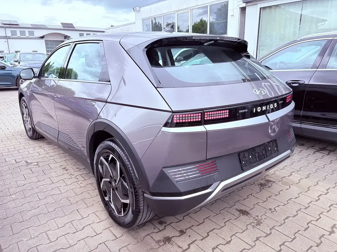 Hyundai IONIQ 5 DYNAMIQ - Thumbnail 2