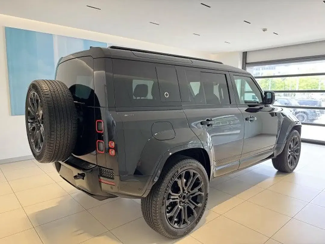 Land Rover Defender P635 OCTA 110 - foto 2