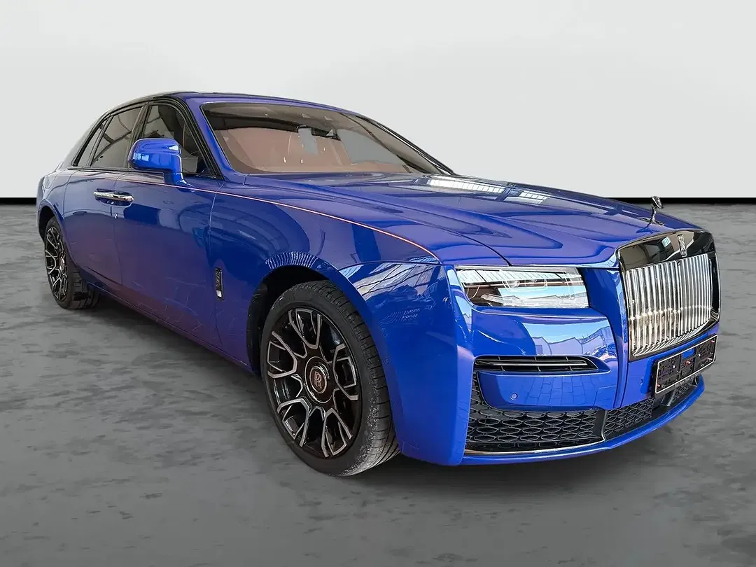 Rolls-Royce Ghost Black Badge - foto 1
