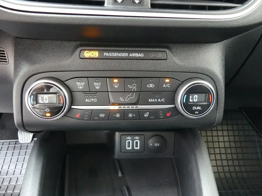 Ford Focus ST-Line X - Thumbnail 14