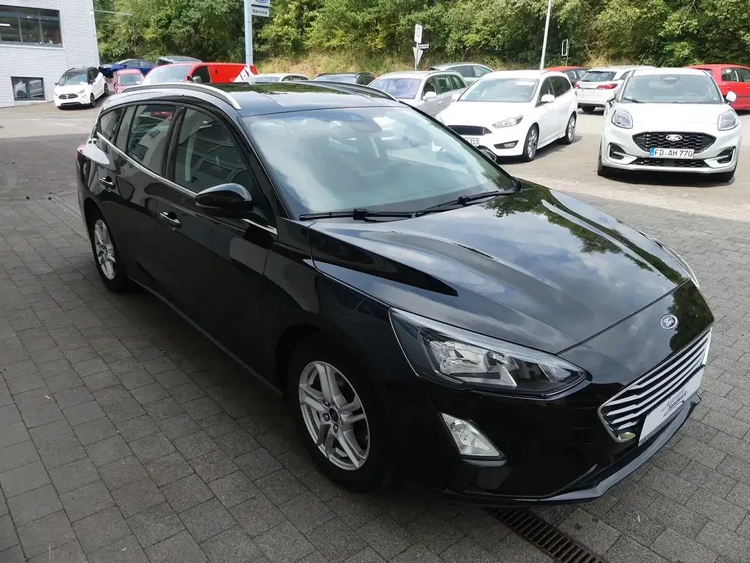 Ford Focus ST-Line X - Thumbnail 5