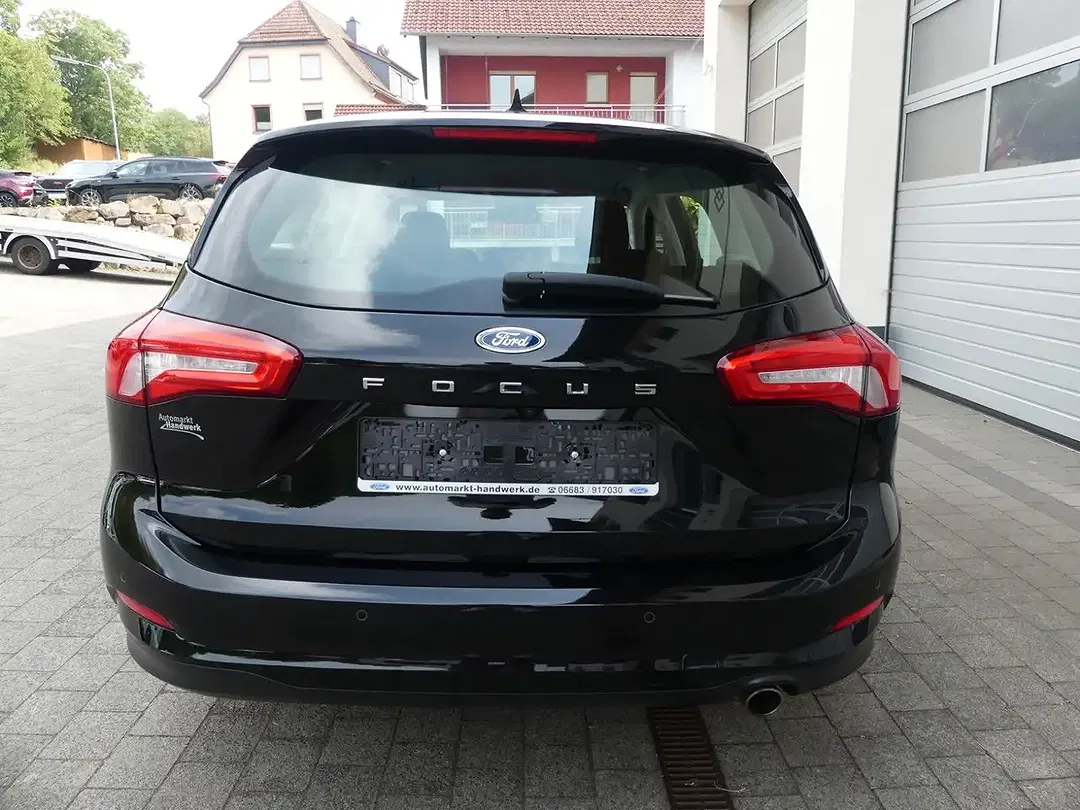 Ford Focus ST-Line X - Thumbnail 7