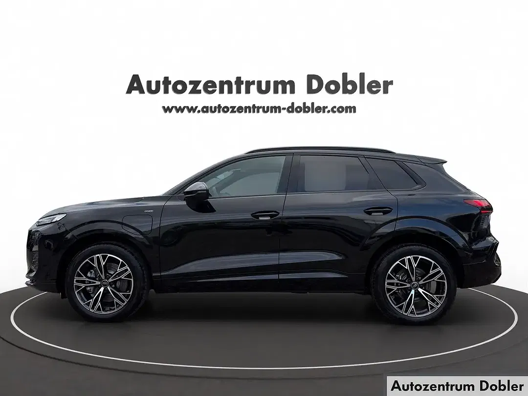 Audi Q3 S line - Thumbnail 4